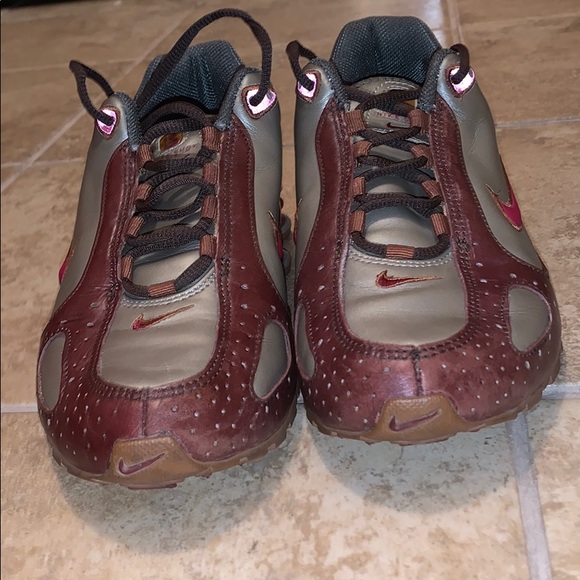 nike shox gt leather